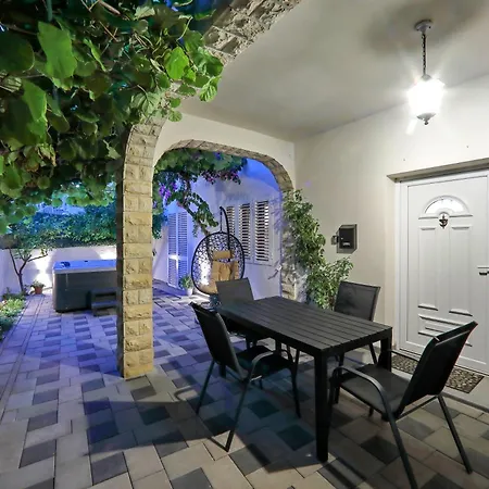 Casa vacanze Laura *